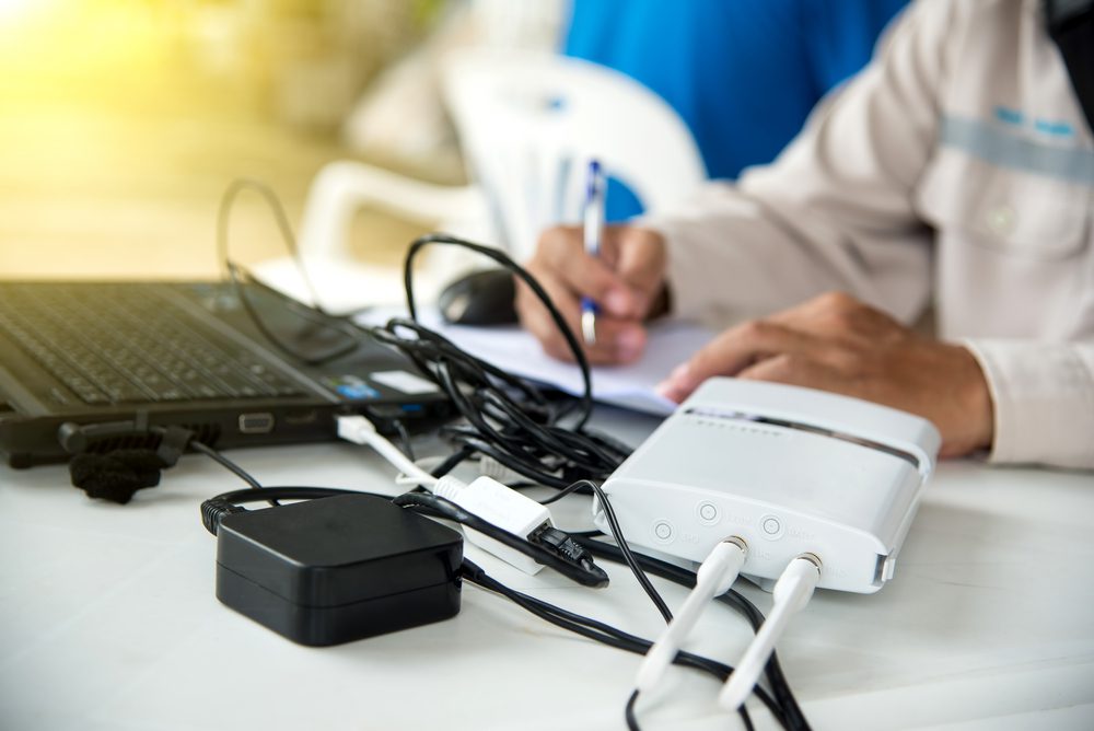 Professional checking on router connection